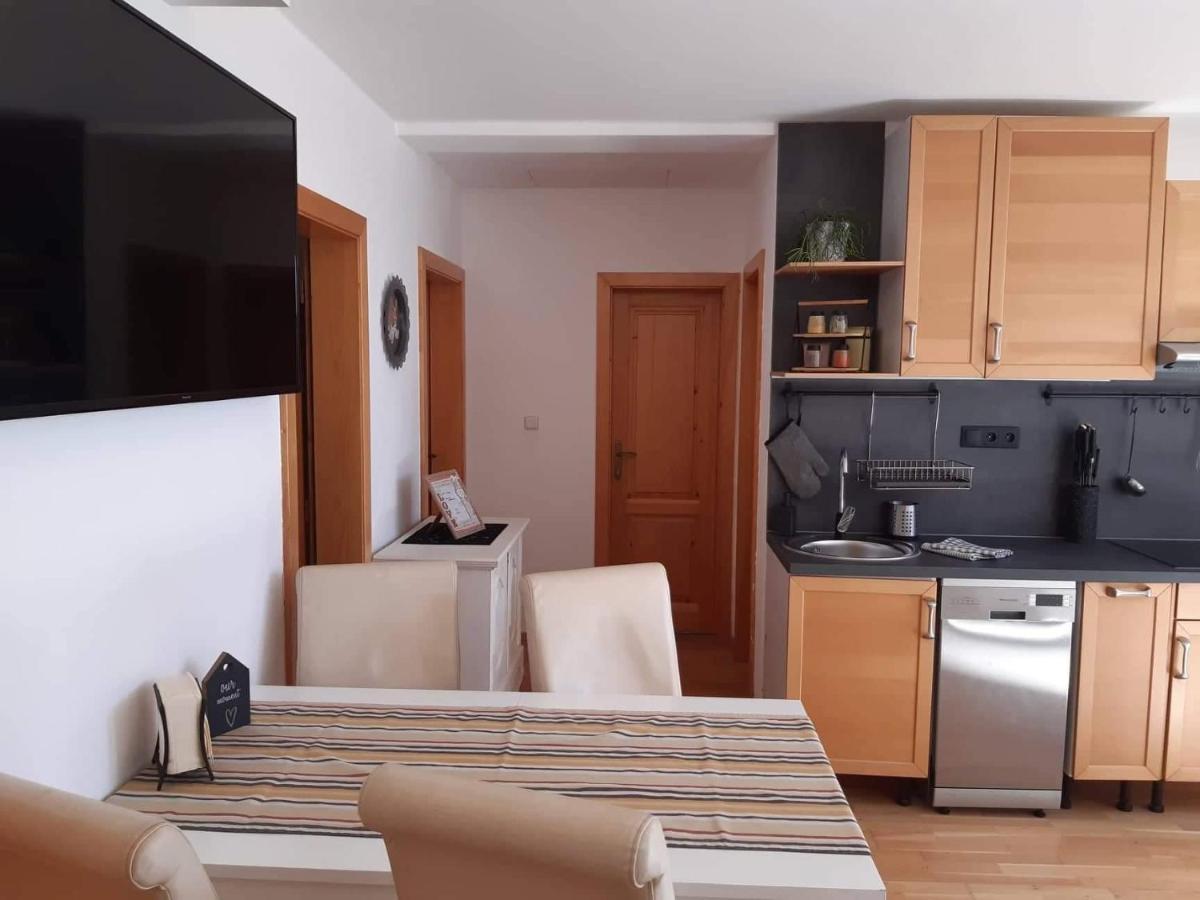 Apartman Happy สตารา เลชนา ภายนอก รูปภาพ